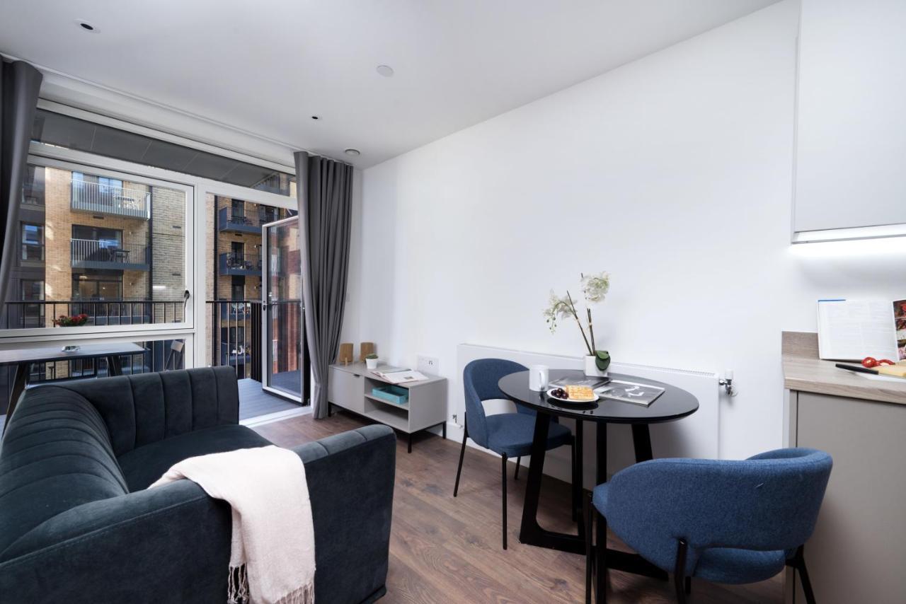 Appartamento Modern And At Barking Wharf In Londra